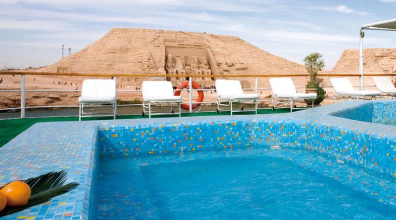 Cruzeiro Movenpick Prince Abbas no Lago Nasser