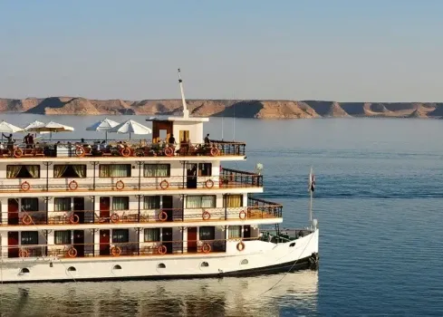 Crucero por el Lago Nasser Egipto