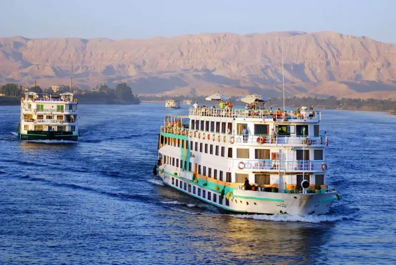 Crucero de 4 Días por el Nilo desde Asuán hasta Lúxor