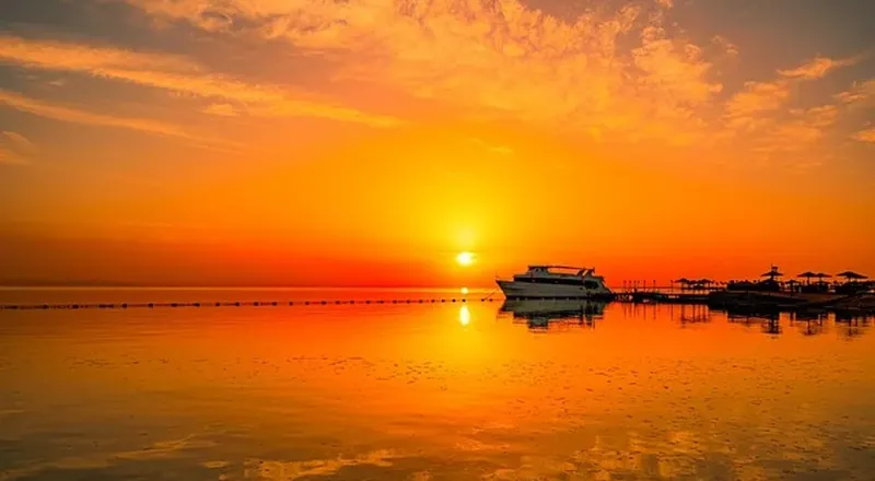 https://travistatours.com/files/large/Ciudad Hurghada