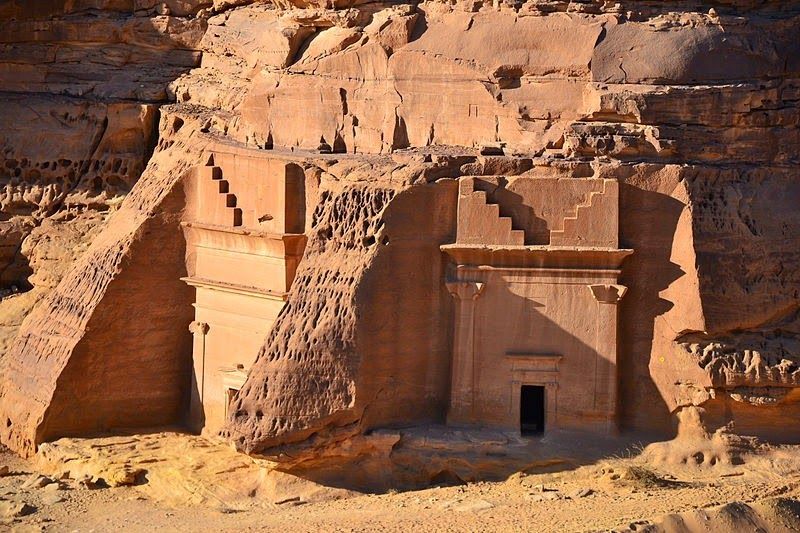 8-Day Private Saudi Arabia Tour: Riyadh, AlUla & Jeddah