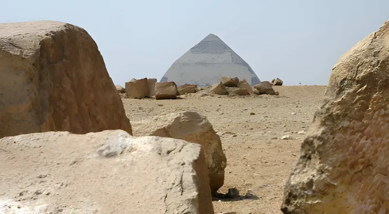 https://travistatours.com/files/large/Dahshur