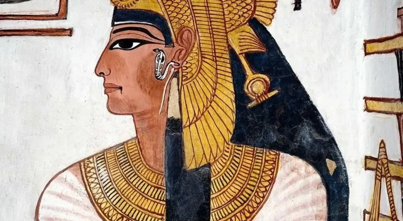 https://travistatours.com/files/large/Tumba Nefertari