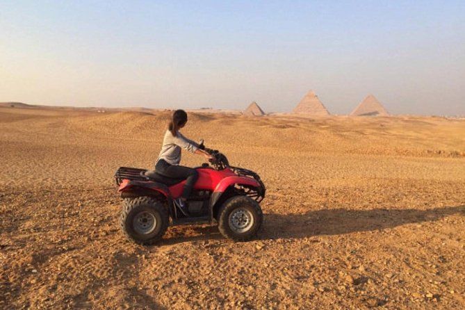Passeio de ATV ao Redor das Pirâmides de Gizé
